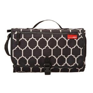 Skip Hop Pronto Changing Station, Onyx Tile NWOT